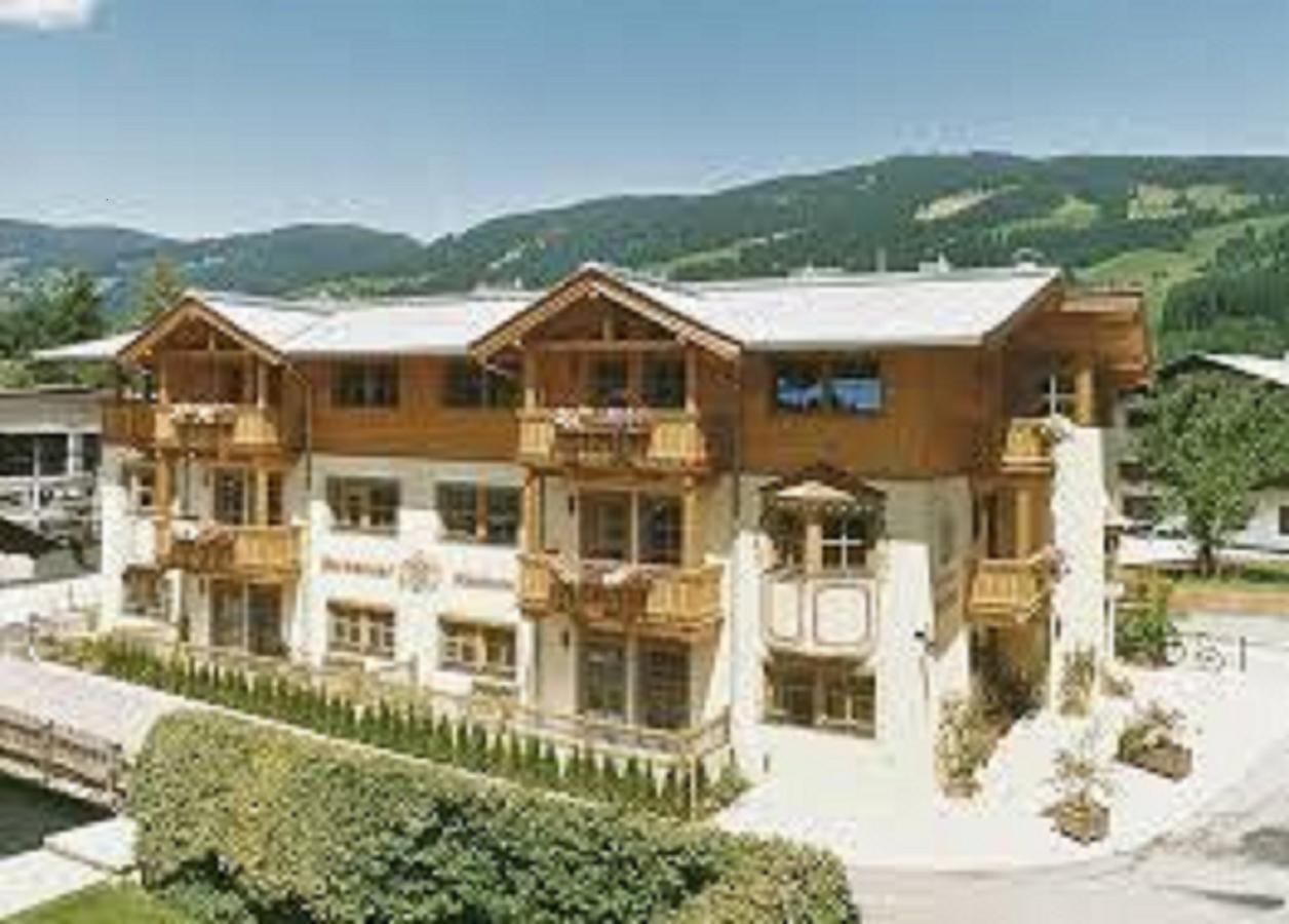 Ferienhaus Hotel Roesslwirt Kirchberg in Tirol Eksteriør billede